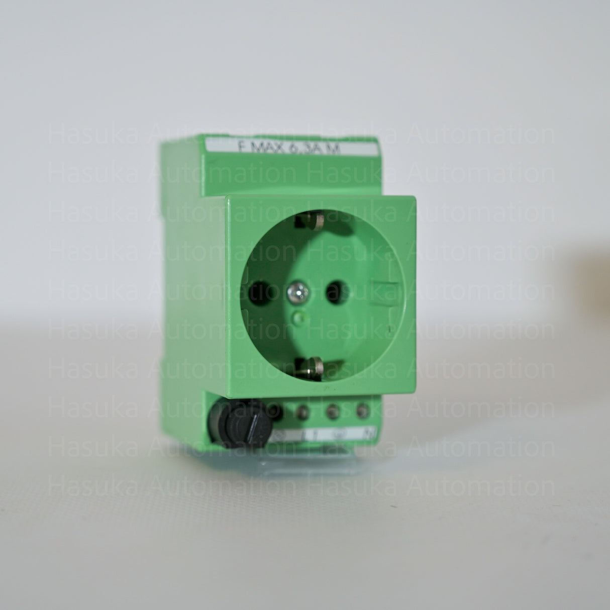 6.3 amp capacity and 250 VAC rating