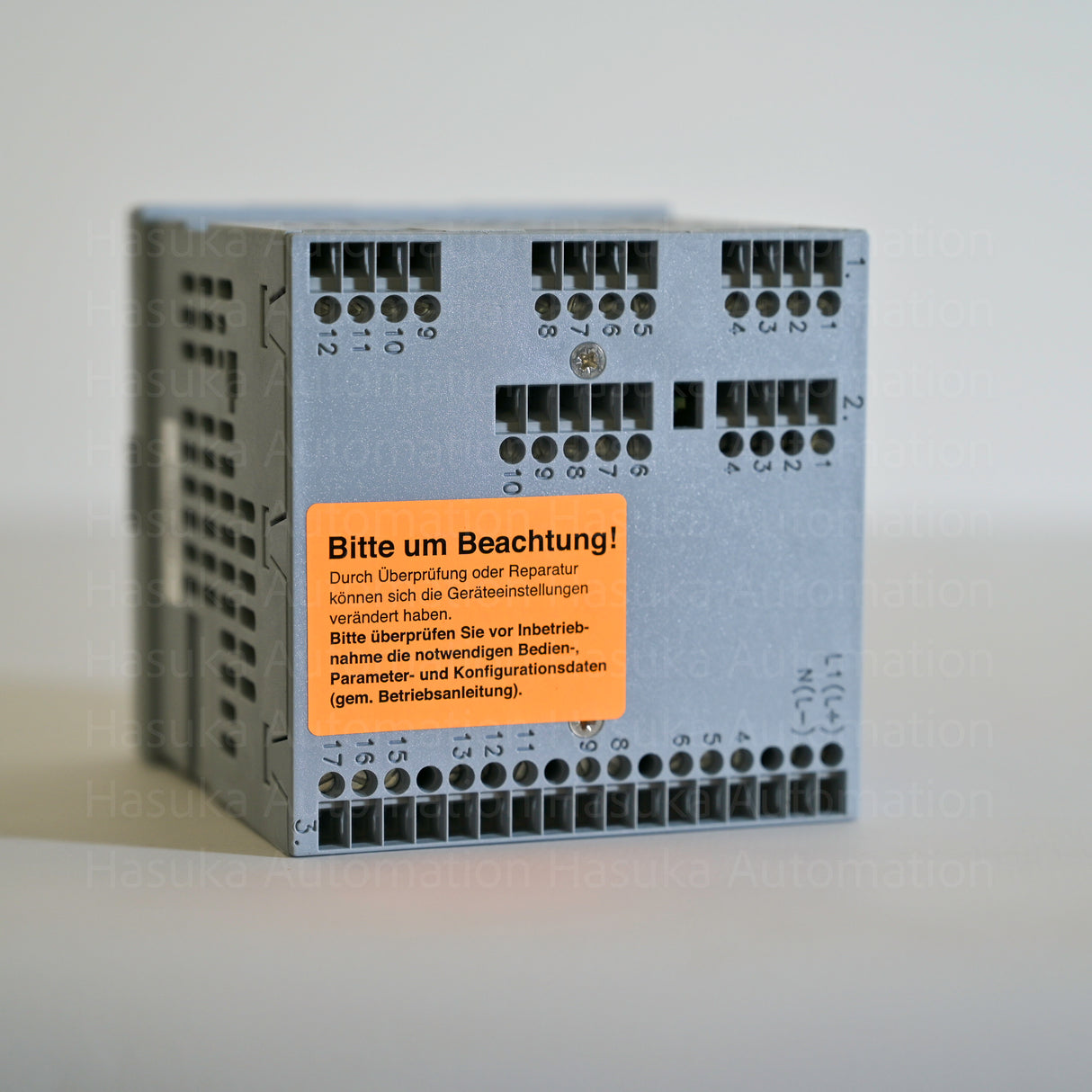 703044/181-400-23/000 Panel PID Temperature Controller Jumo