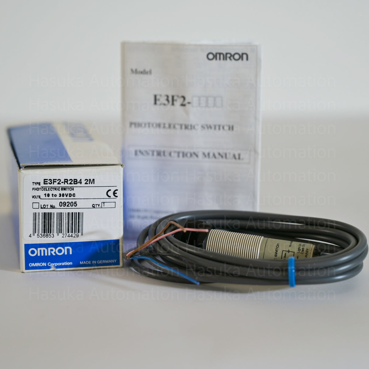 E3F2-R2B4-E 2M Photoelectric Sensor Omron