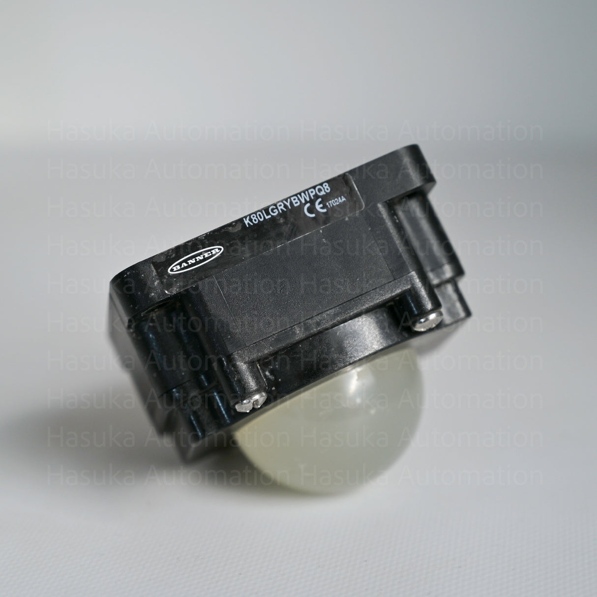 multi-functional, 5-color light that operates on 18-30V dc.