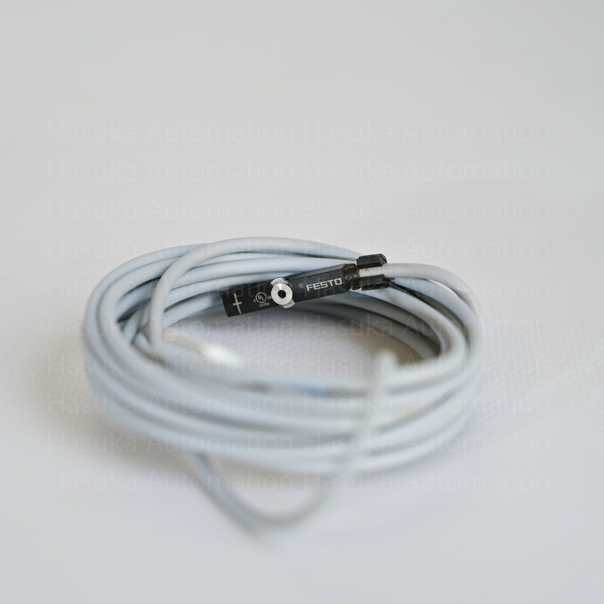 Festo Magneto Resistive Pneumatic Position Detector, IP65, IP68, IP69K, 24V dc, NO Operation, SMT-8, with LED
2.5m Cable 