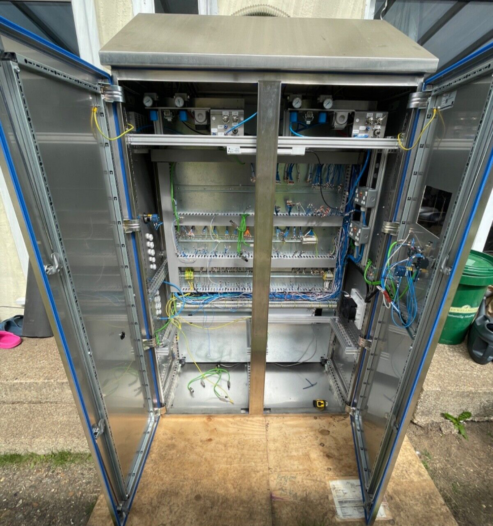 HD4000285 HD4000525 HD4000185 Enclosure Rittal