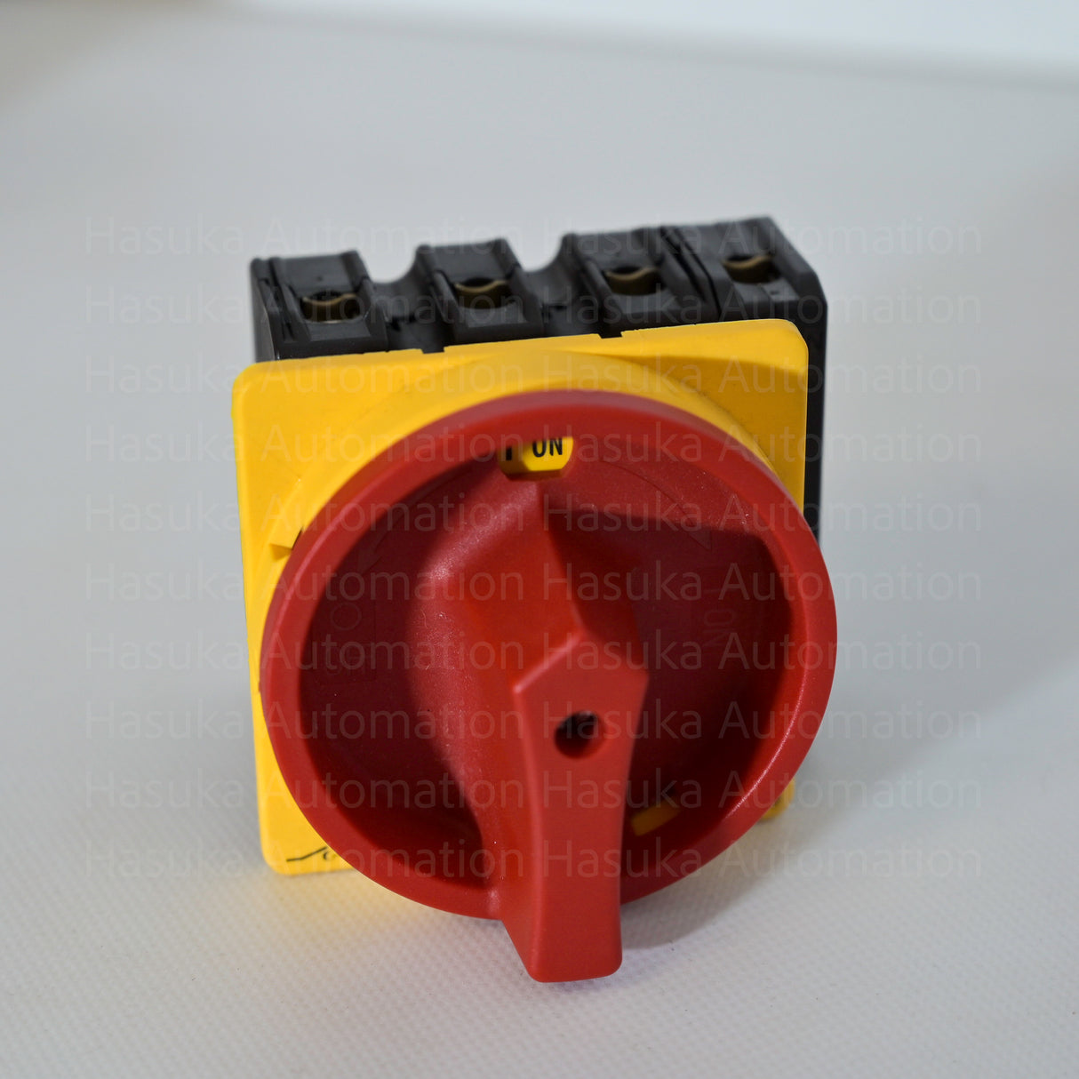  63 A capacity and 3 poles + N