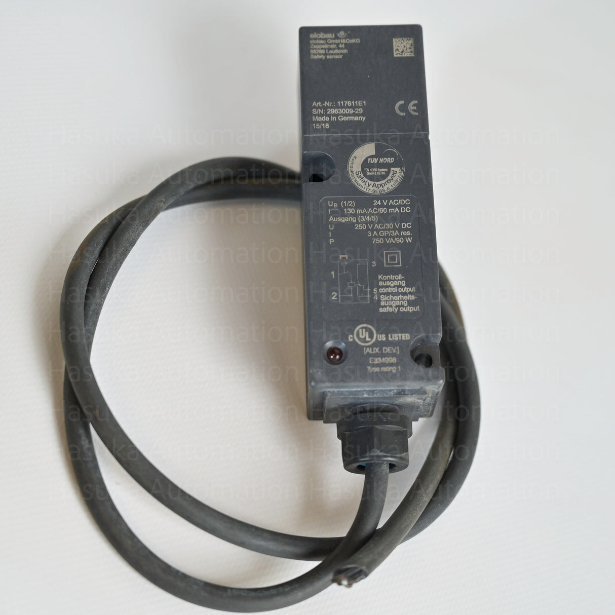 With its built-in relay and a 3mm assured switching range, it ensures safety and precision. Cable length 93cm

