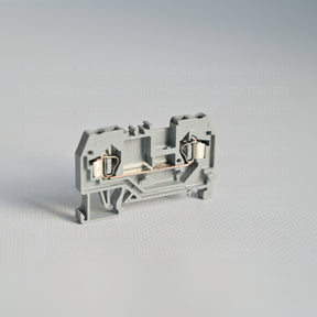  DIN-rail sizes 35 x 15 and 35 x 7.5. CAGE CLAMP® 