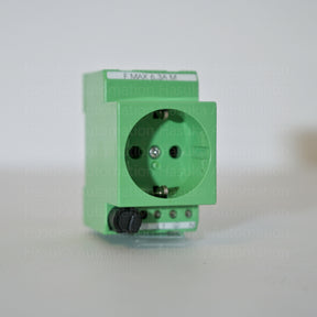 6.3 amp capacity and 250 VAC rating