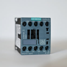 contactor relay has 3 normally open and 1 normally closed contacts, suitable for 24 V DC
