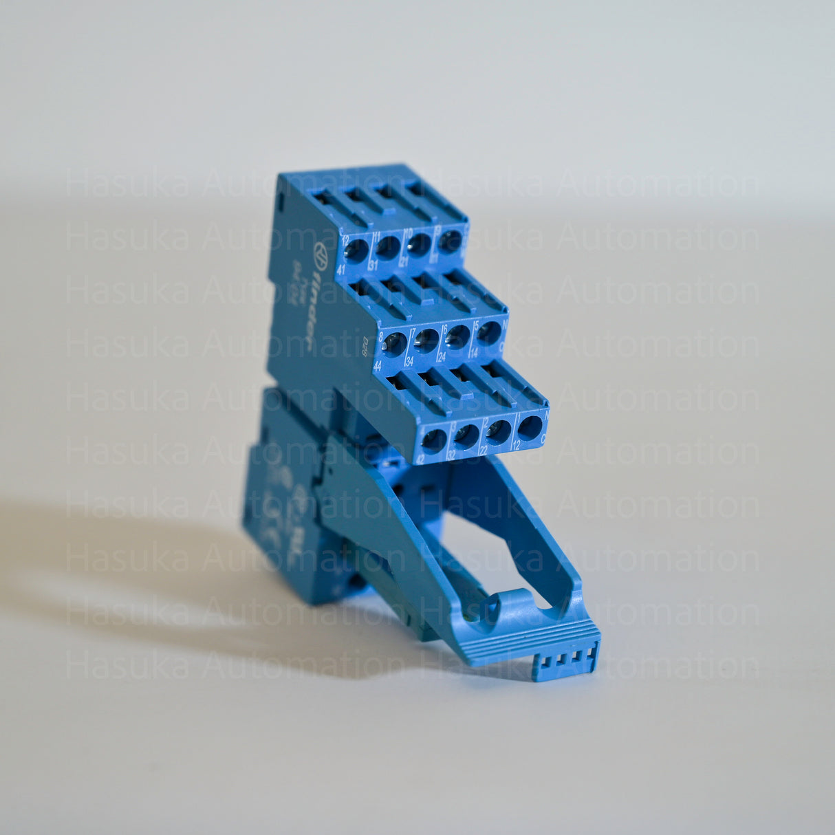 94.04 Relay Socket Finder