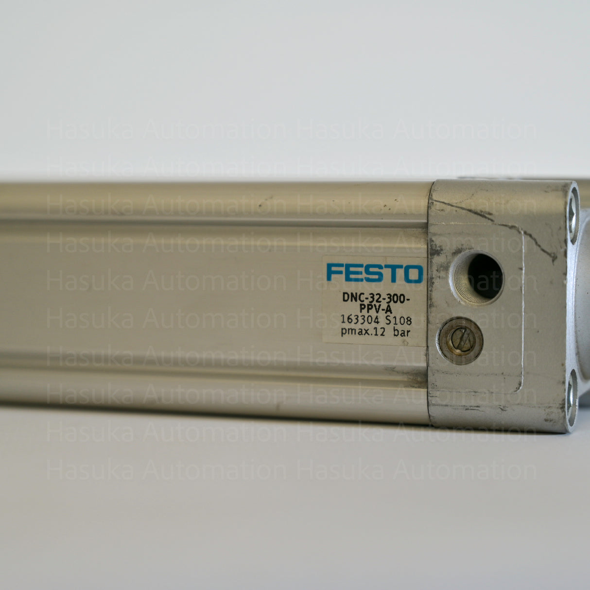 DNC-32-300-PPV-A 163304 Pneumatic Standard Cylinder Festo
